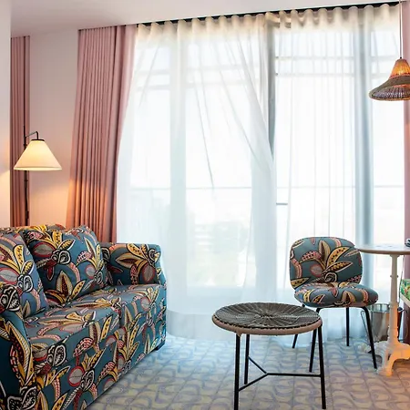Szálloda Mama Shelter 3*