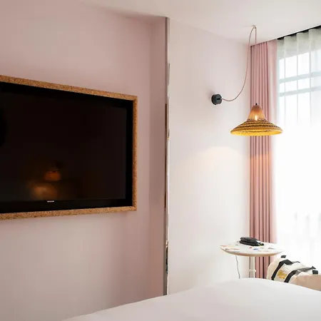 Hotel Mama Shelter