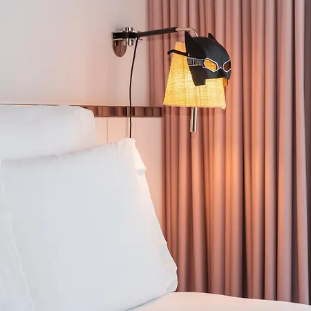 Szálloda Mama Shelter 3*