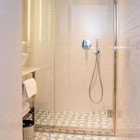 Mama Shelter Hotel 3*
