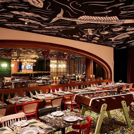 Hotel Mama Shelter 3*