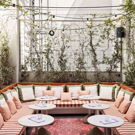 Mama Shelter Hotel 3*