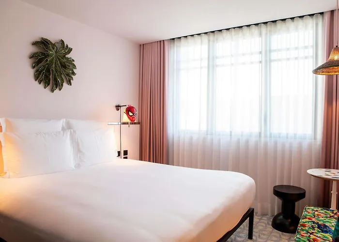 Mama Shelter Hotel 3*